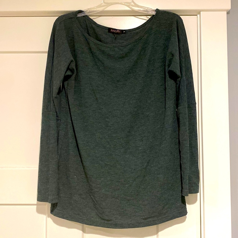 Amaryllis green top